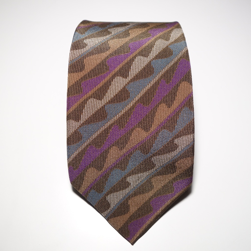 Vintage Chloe Multi-Color Geometric Wave Pattern Silk Tie Made In Spain w/ Tag